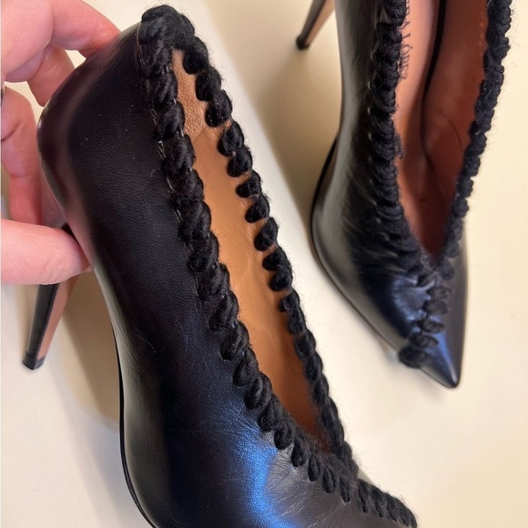 Pura Lopez Black Heels with Scalloped Edge and Pointed Toe - Picture 7 of 11